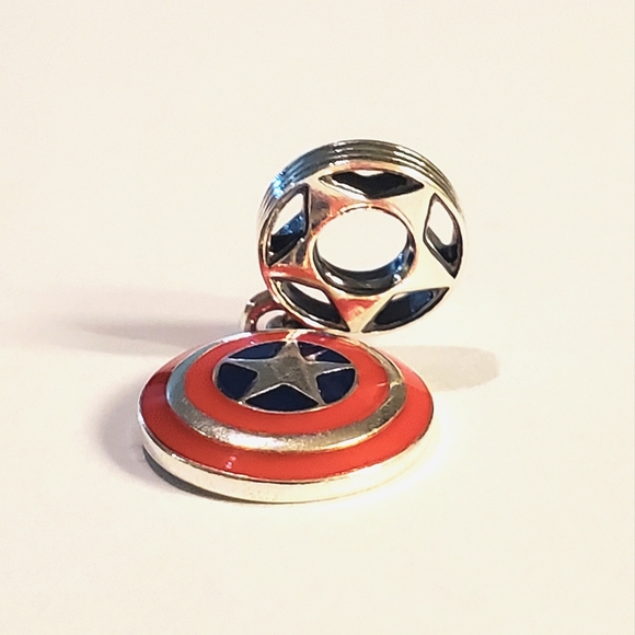 Authentic NEW Pandora The Avengers Captain America Shield Dangle Charm - Picture 4 of 8